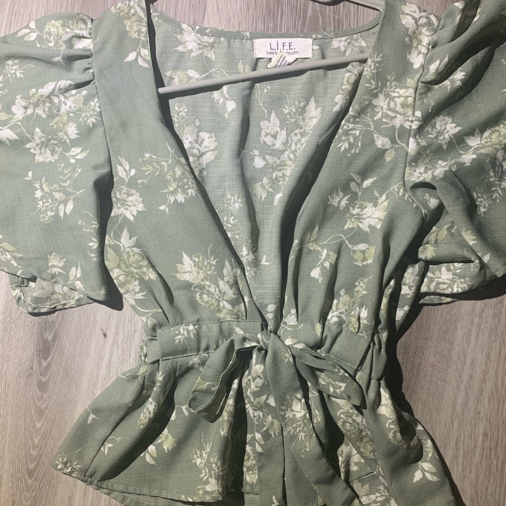 floral button up blouse